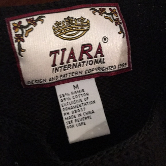 Beautiful black sweater with beads - Picture 4 of 5